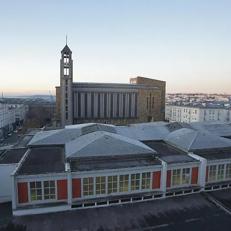 Saint Louis Готель Брест