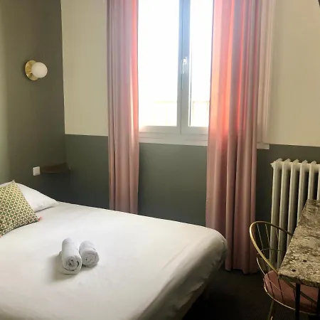 Saint Louis 2* Breszt