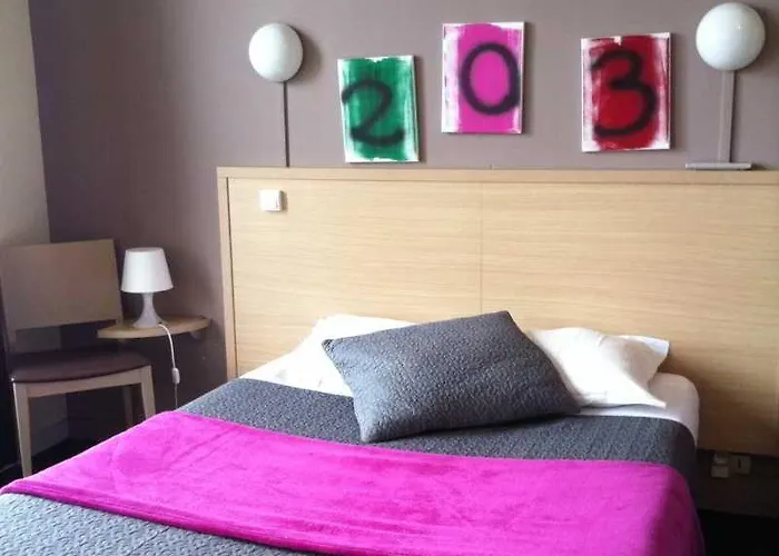 Saint Louis Hotel 2*