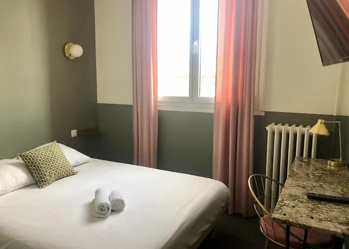 Saint Louis 2* Brest