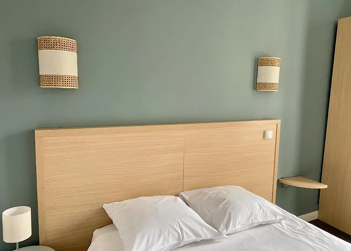 Saint Louis Hotel 2*