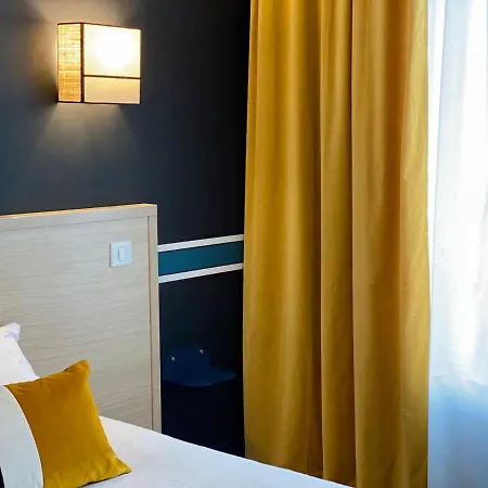 Hotel Saint Louis 2*