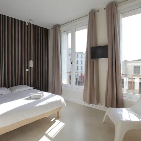 Hotel Saint Louis 2*