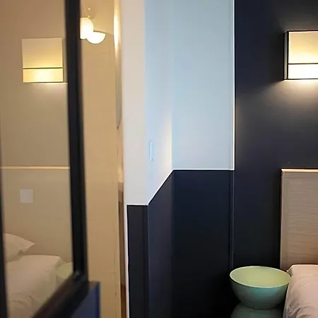 Saint Louis Hotel 2*