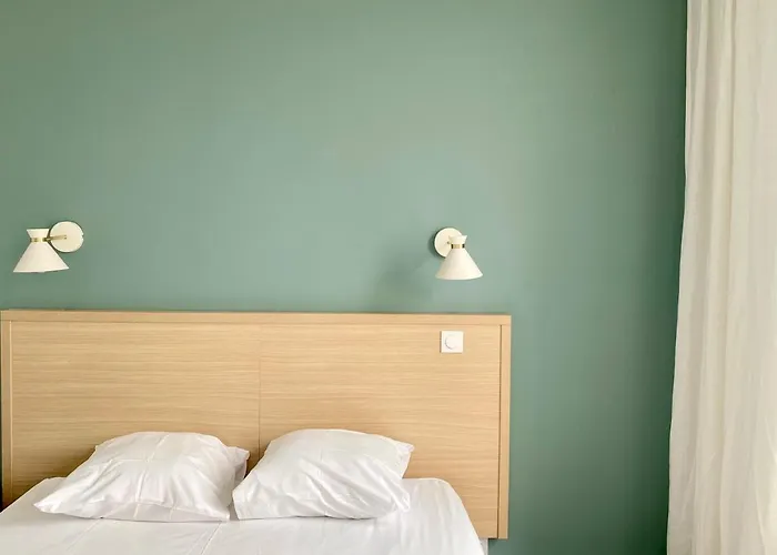 Hotel Saint Louis 2*